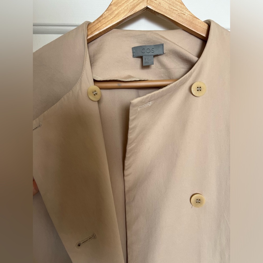 Beige COS collarless cotton trench coat, size 36, us 6 - Picture 2 of 8